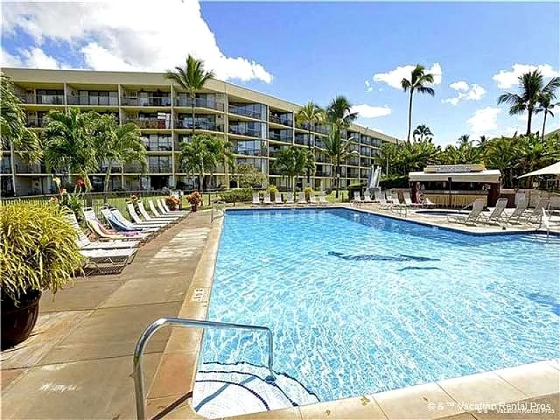 Kamaole Sands 2-401 - 3BR Condo, Central AC, Ocean View in Kihei, Hawaii, United States — photo 2