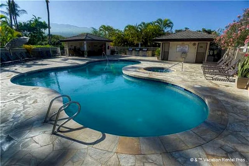 Maui Banyan T-301 - Modern and Completely Renovated Top-Rated Two-Bedroom Condo in Kihei, Hawaii, United States — photo 2