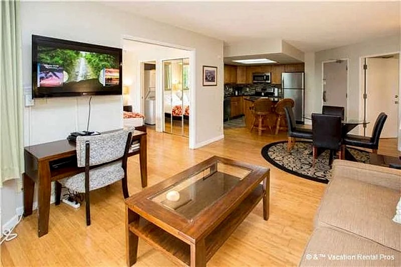Maui Banyan G-101 - 2 Bedrooms, Ground-floor, Renovations, close to beach, Pools, Hot Tubs in Kihei, Hawaii, United States — photo 4