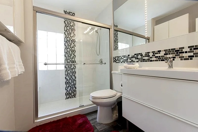 Safe and Clean Haven - Private Heated Pool, BBQ, Bikes, Beach Chairs in Hollywood, Florida, United States — photo 3