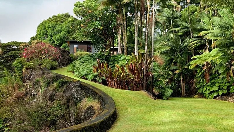 Luxury Waterfall Oasis: The Falls at Reed's Island in Hilo, Hawaii, United States — photo 3