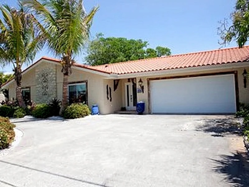 Anna Maria Island Stunning Waterfront Home