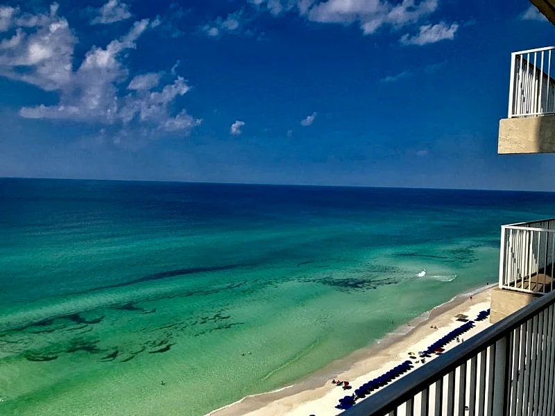Shore Therapy 1603! Set Beach Chairs Included /Corner unit wrap balcony in Panama City Beach, Florida, United States — photo 5