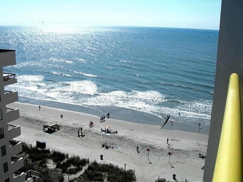 Enjoy Wonderful, Twelfth Floor Ocean/City Views Studio w/Kitchenette in North Myrtle Beach, South Carolina, United States — photo 5