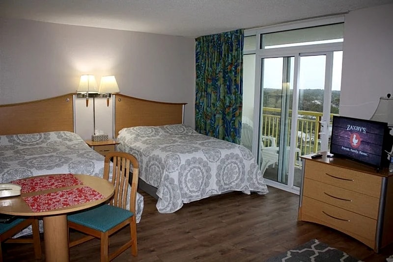 Enjoy Wonderful, Twelfth Floor Ocean/City Views Studio w/Kitchenette in North Myrtle Beach, South Carolina, United States — photo 3