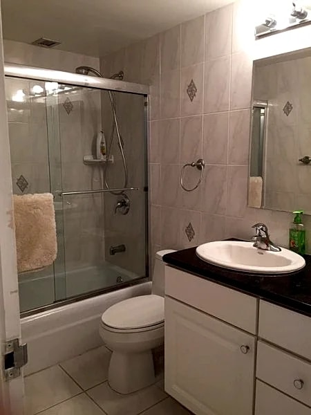 Beautiful apartment on the beach in Hallandale Beach, Florida, United States — photo 5
