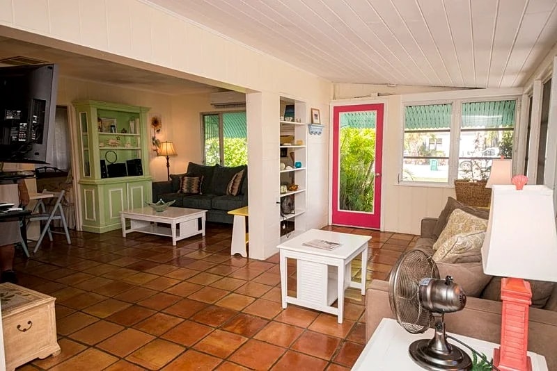 19 Palms. Quaint Old-Florida Charm. Blocks From Beach And Bay 2BR 1 BA in Anna Maria, Florida, United States — photo 5