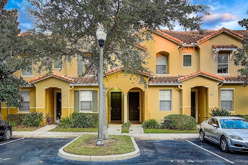 Last Minute Deal! 1.5 mile to Disney! Lily's home in Crestwynd Bay in Kissimmee, Florida, United States — photo 3