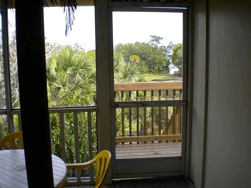 Island Paradise With White Sandy Beach, Free Boat Slip And Free Ferry in Florida, United States — photo 2