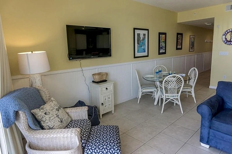 Weekend of Aug 6 - 9 available!!! in Fort Walton Beach, Florida, United States — photo 3