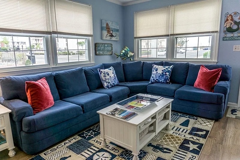 3 Bed, 2 Bath 30th Street Condo, 100 yards to the beach in Ocean City, Maryland, United States — photo 2
