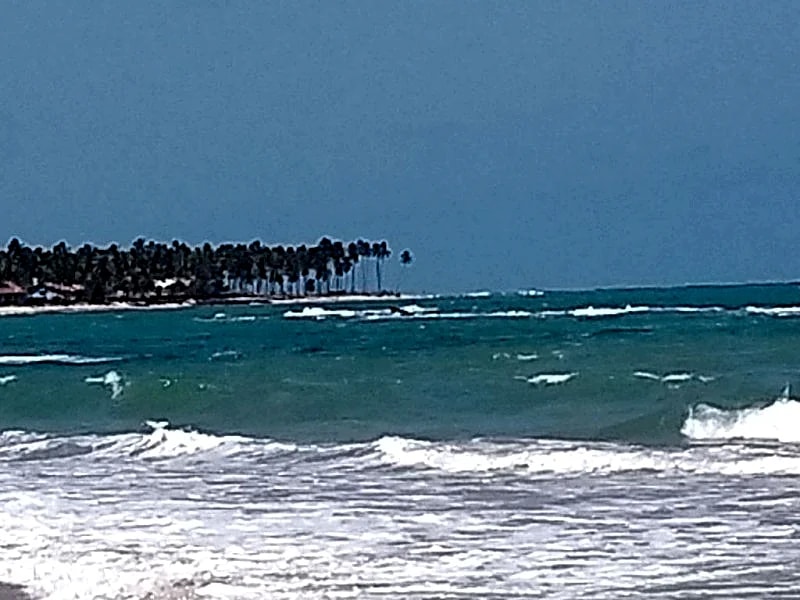 Oceanfront, Cable TV, Wifi, 10x card without interest in Maceio, Northeast Region, Brazil — photo 2