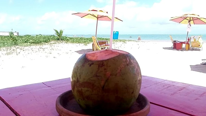 Oceanfront, Cable TV, Wifi, 10x card without interest in Maceio, Northeast Region, Brazil — photo 5