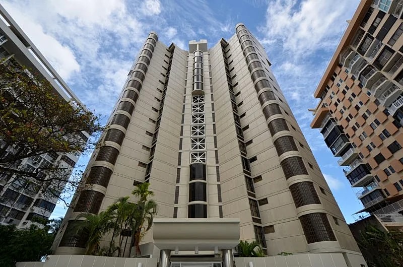 Luxury Beach Front Condo at the Exclusive Plaza Atlantico in Isla Verde in Isla Verde, Carolina, Puerto Rico — photo 2