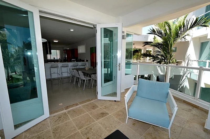 Luxury Ocean Front Condo at the Exclusive Las Balandras in Sabana, Vega Alta, Puerto Rico — photo 5