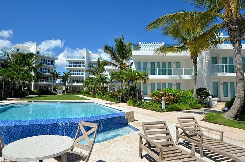 Luxury Ocean Front Condo at the Exclusive Las Balandras