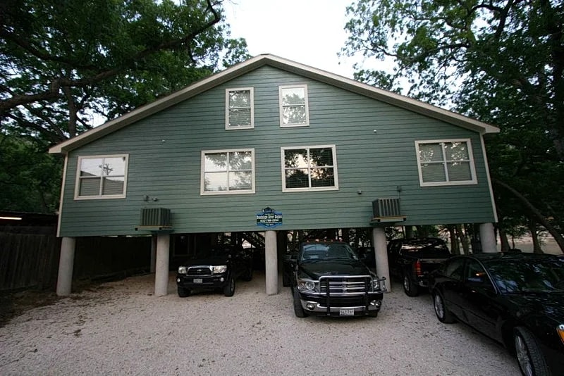 GuadalupeRiverDuplex is on major tubing section of Guadalupe in New Braunfels, Texas, United States — photo 2