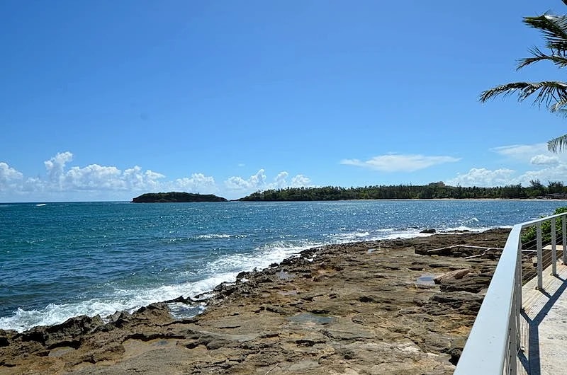 Beautiful Garden Level Ocean Front Condo at the Exclusive Las Balandras in Vega Alta, Dorado, Puerto Rico — photo 2