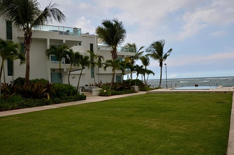 Beautiful Garden Level Ocean Front Condo at the Exclusive Las Balandras in Vega Alta, Dorado, Puerto Rico — photo 4
