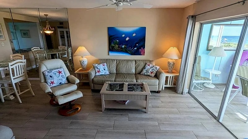 Gulf-Front Paradise on Turtle Beach, 2BR/2BA with Boat Dock & Stunning Views in Siesta Key, Florida, United States — photo 3