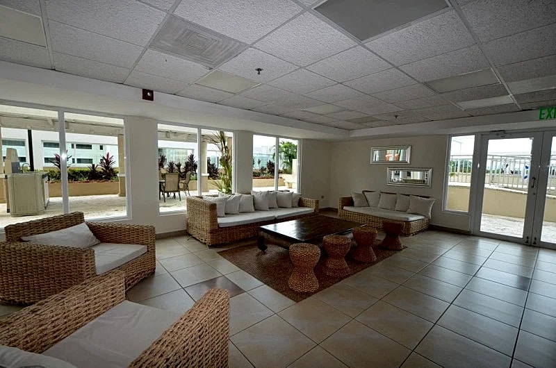 Coliseum Tower Perfect Corporate Rental in the Heart of the Hato Rey Financial District