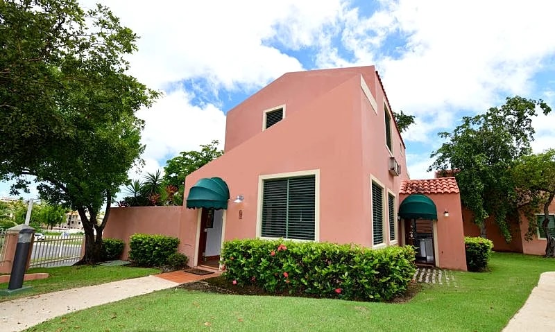 Artsy 3 Bedroom Villa at Palmas Del Mar