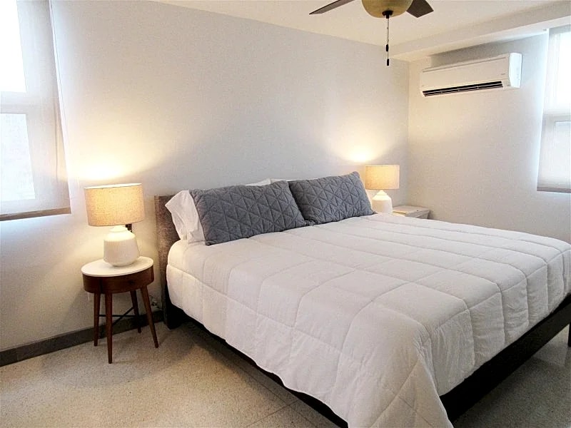 Front Beach Condo with Ocean View Balcony in Isla Verde, Carolina, Puerto Rico — photo 2