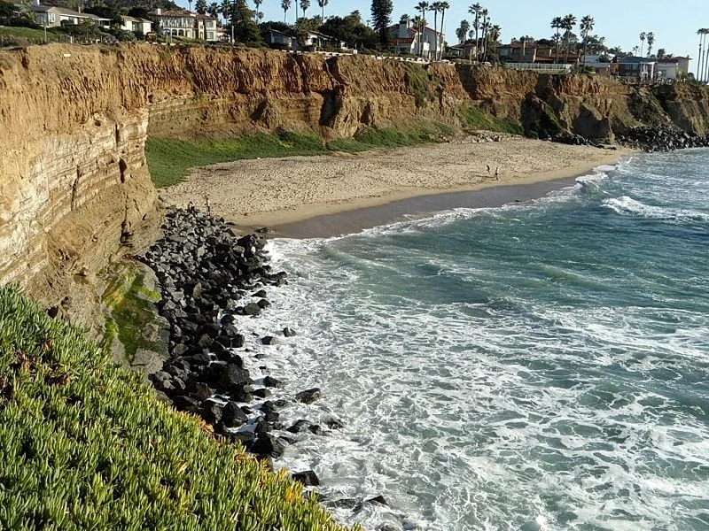 Beautiful Spacious Home; Ocean & Sunset Views; Quiet Area Close to Downtown in San Diego, California, United States — photo 4