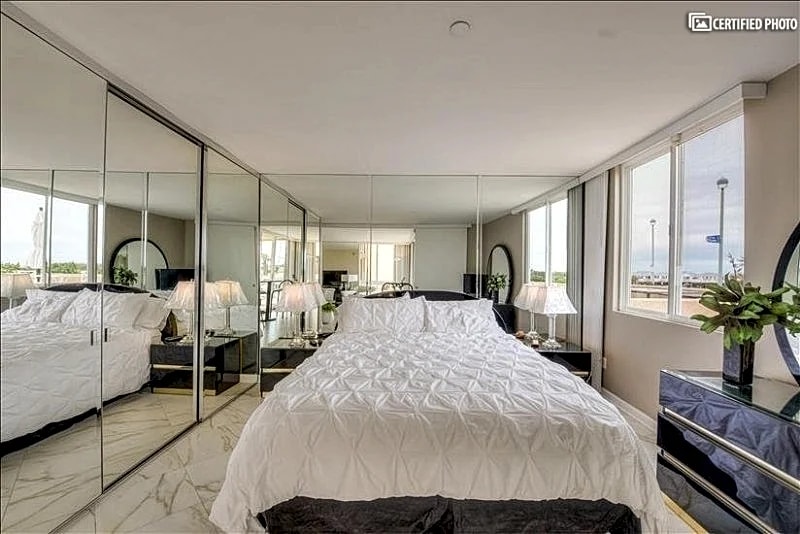 Seashore Condominiums Oceanfront P.B. in San Diego, California, United States — photo 4