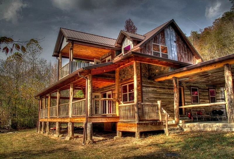 Craftsman Style River House sitting on the French Broad River!