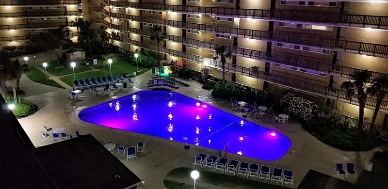 OUR BEACH IS NOW OPEN - A TRUE BEACHFRONT HUGE CLEAN HOME ACTUALLY ON THE BEACH in Corpus Christi, Texas, United States — photo 2
