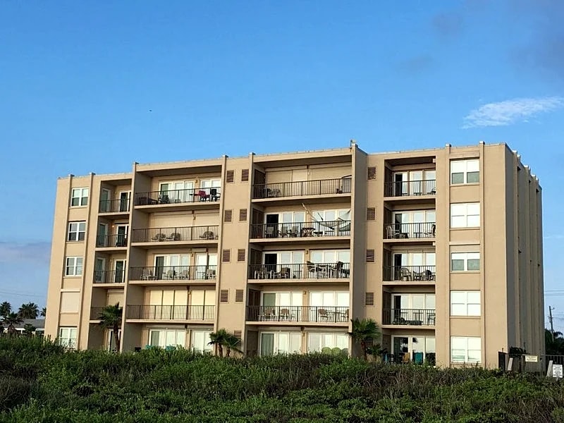 3 Bdr/2b Beachfront Condo a Family Friendly Vacation Oasis in South Padre Island, Texas, United States — photo 5