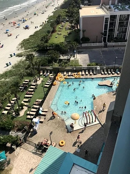 SALT THERAPY-New Listing- 2 Bedroom, 2 Bathroom full size condo in Myrtle Beach, South Carolina, United States — photo 2