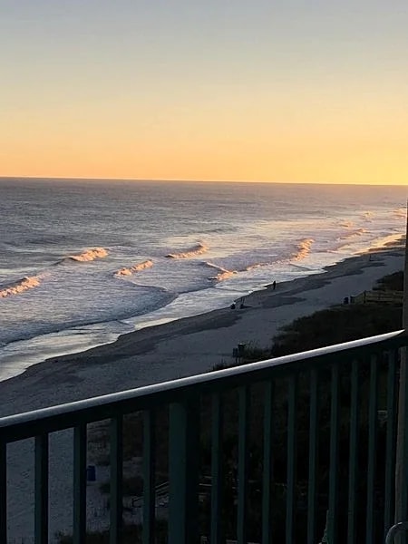 A Slice of Paradise! - Direct Oceanfront condo in Myrtle Beach, South Carolina, United States — photo 4