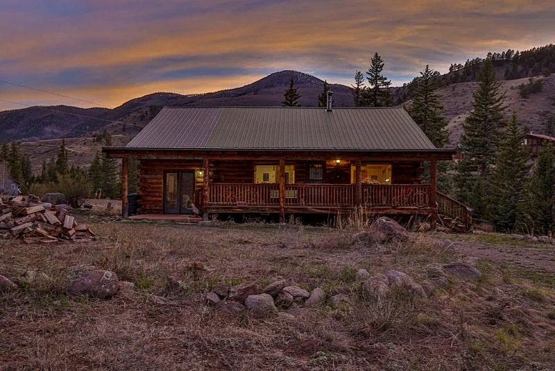 Log Cabin on Rio Grande River 4BR-2BA in Creede, Colorado, United States — photo 1