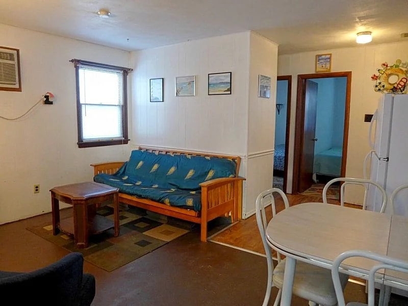 2 Bedroom , Beach Block Apt. w/free parking in Wildwood, New Jersey, United States — photo 2
