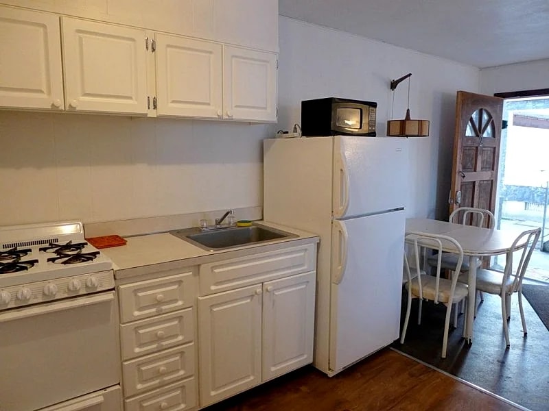 2 Bedroom , Beach Block Apt. w/free parking in Wildwood, New Jersey, United States — photo 5