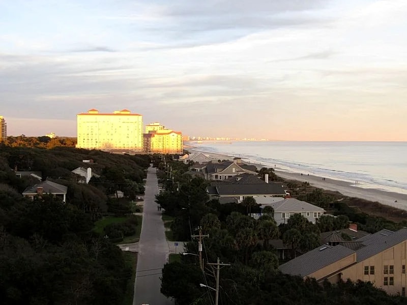 Clean, cozy and so comfortable! This sweet condo is offered below resort rates! in Myrtle Beach, South Carolina, United States — photo 2