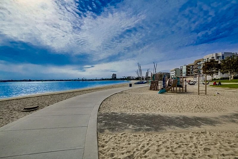 Inga's Quiet Sail Bay Townhome in San Diego, California, United States — photo 3