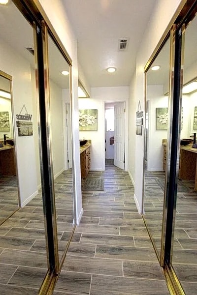 Boulder Bay Retreat Modren Rustic Pool Table Wifi, BBQ, PS3/wii, air hockey, TV in Big Bear Lake, California, United States — photo 4