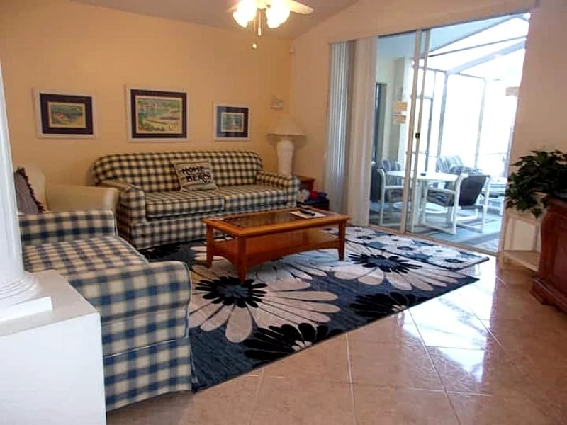 Lakefront Pool & Spa Retreat in Eagle Pointe, Kissimmee with Scenic Views in Kissimmee, Florida, United States — photo 2