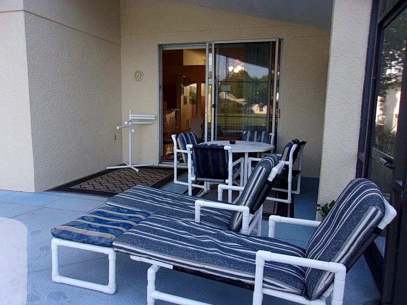 Kennedy-1 Lakeside Pool and Spa Ahhhh! - Relaxing Retreat in Kissimmee in Kissimmee, Florida, United States — photo 5
