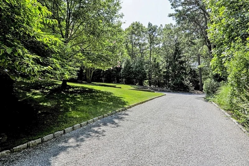 Five Star 5000 sq ft Beautiful & Spacious Home Heated Pool in East Hampton, New York, United States — photo 2