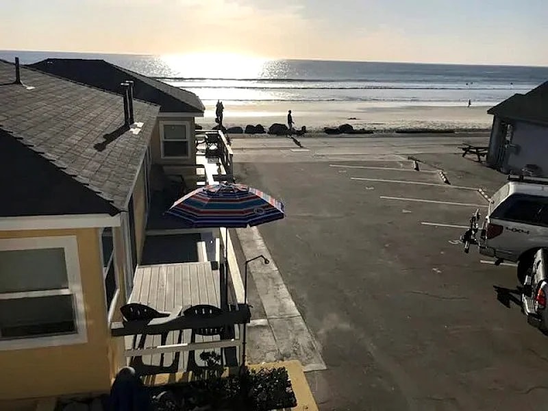 Oceanfront on the Strand, Watch the waves roll in! in Oceanside, California, United States — photo 4