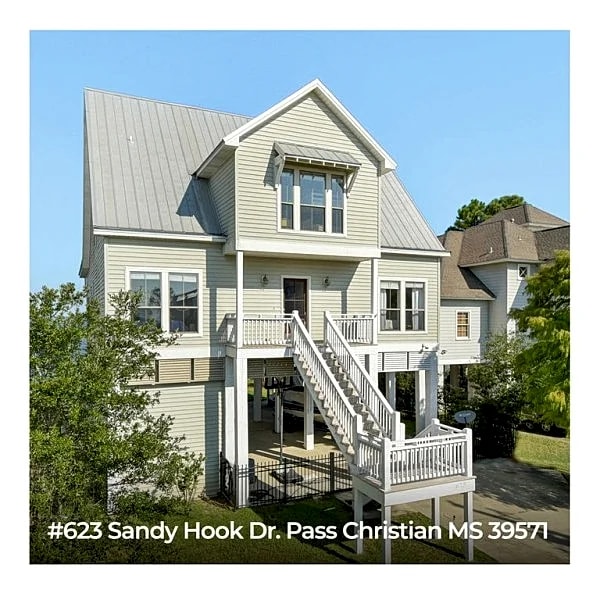 Beautiful Bayfront House With Private Pool and Pier! in Pass Christian, Mississippi, United States — photo 4