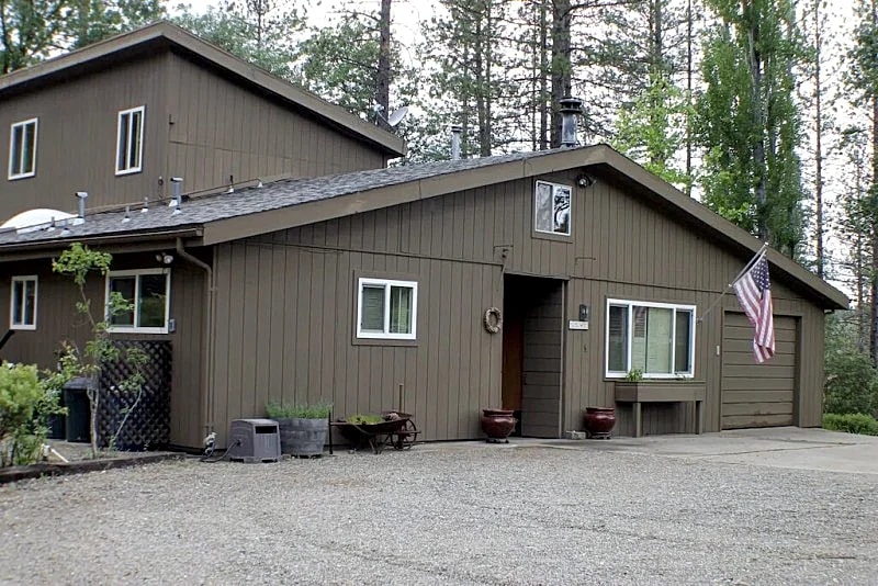 Pine Bluff House-Pool, Peace amd Privacy sleeps 10
