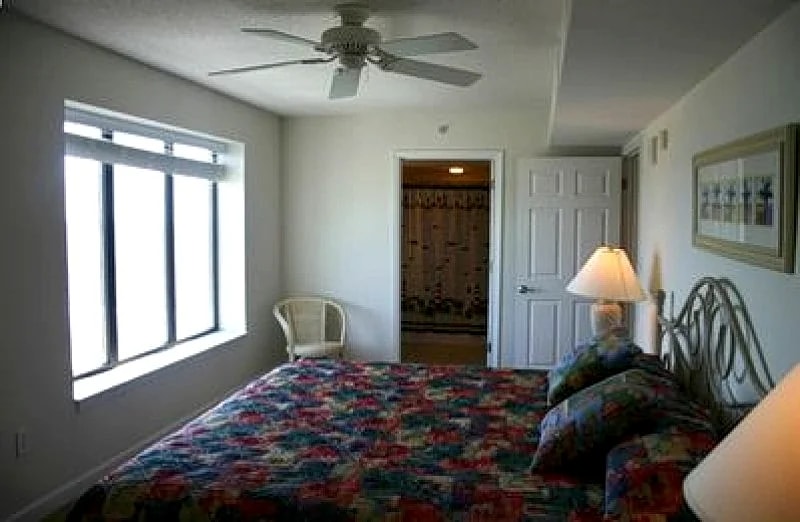 Ocean View Condo in North Myrtle Beach, South Carolina, United States — photo 4