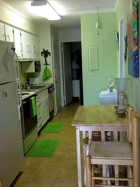 Diamond Head - Ocean View Condo w/Pool, Elevator And Just Steps To The Beach!! in Ocean City, Maryland, United States — photo 3