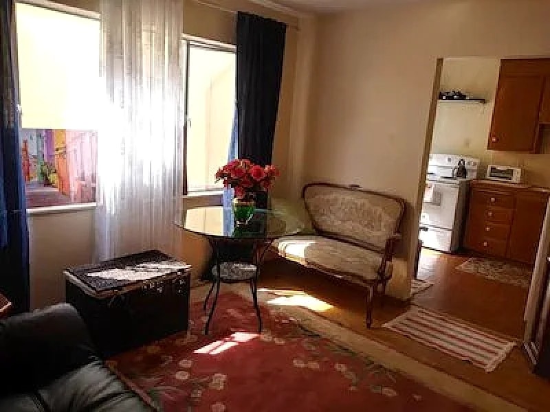 LAKE MERRITT STUDIO # 3 Great location & Value in Oakland, California, United States — photo 3