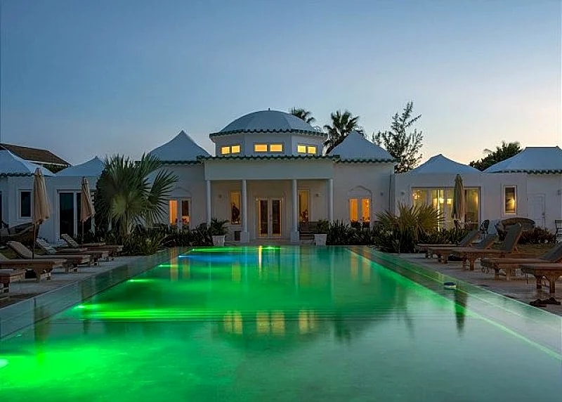 Impeccable Oceanfront Estate On Your Own 1200 Feet Of Private Pink Sand Beach in Eleuthera, Bahamas — photo 3